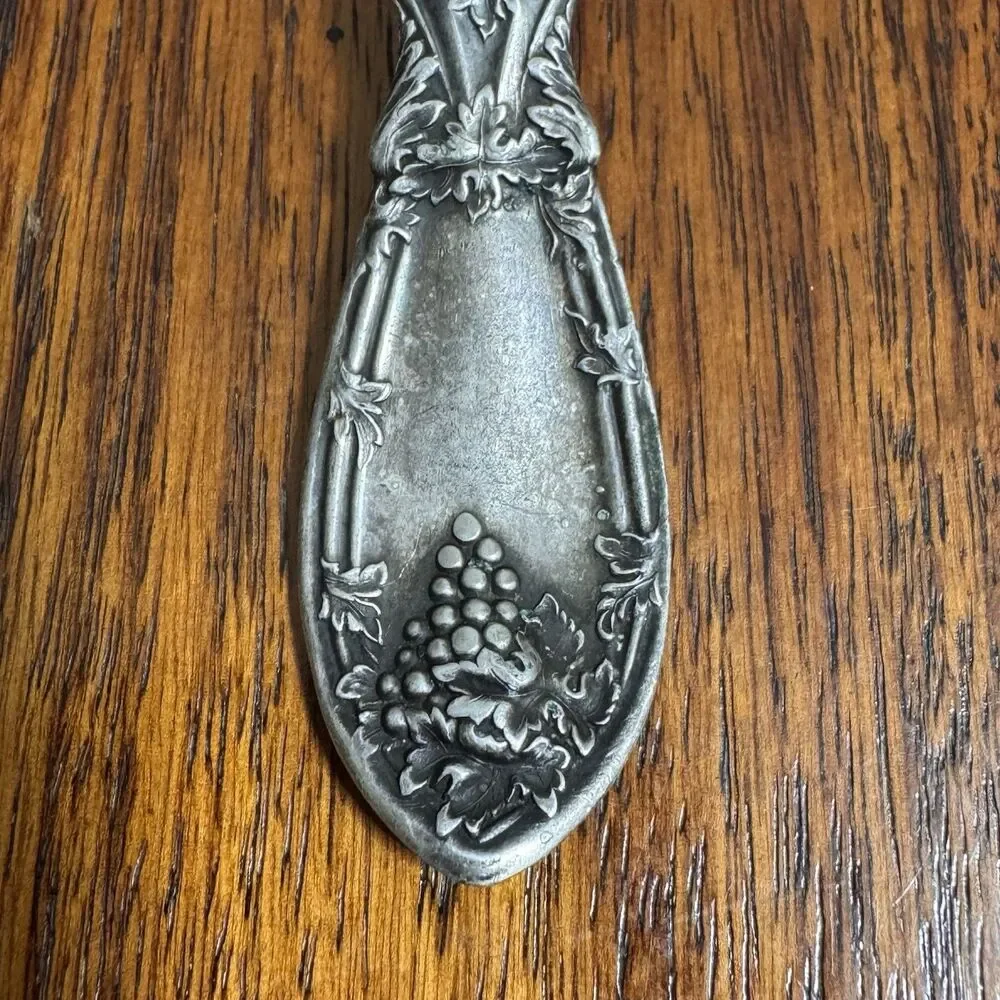 Antique 1881 Rogers A1 Silverplate La Vigne Grape Twisted Master Butter Knife